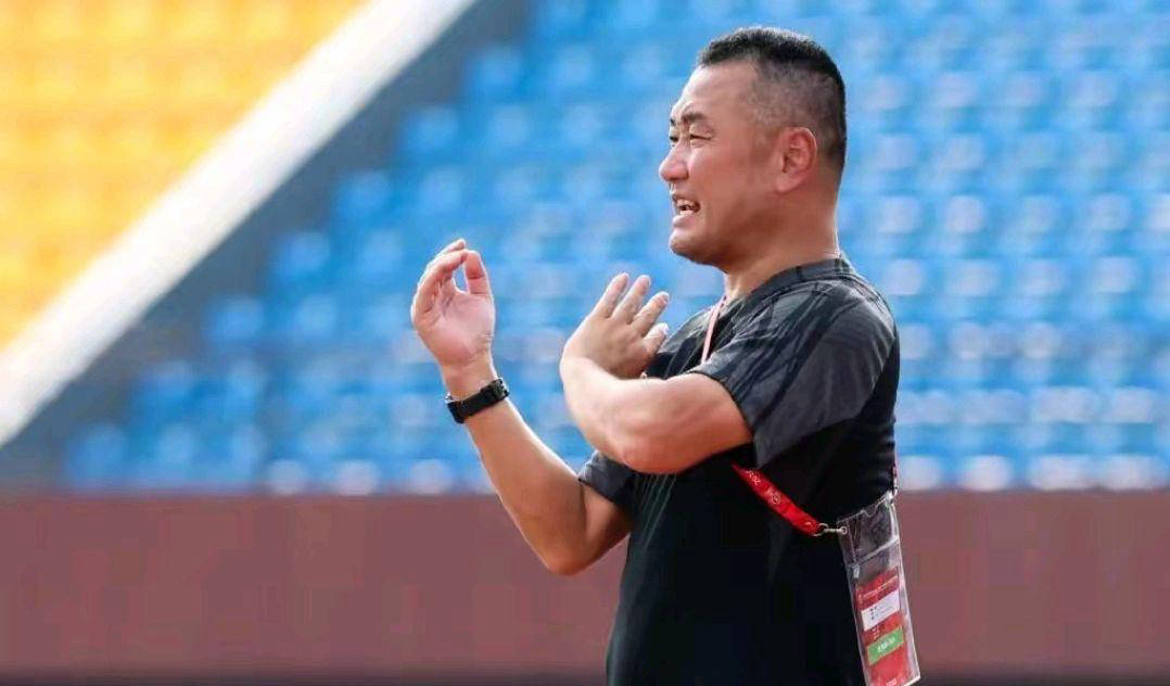 年轻球员蓄势待发，展现出色发挥成为关键的简单介绍